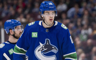 Förlängt med Canucks